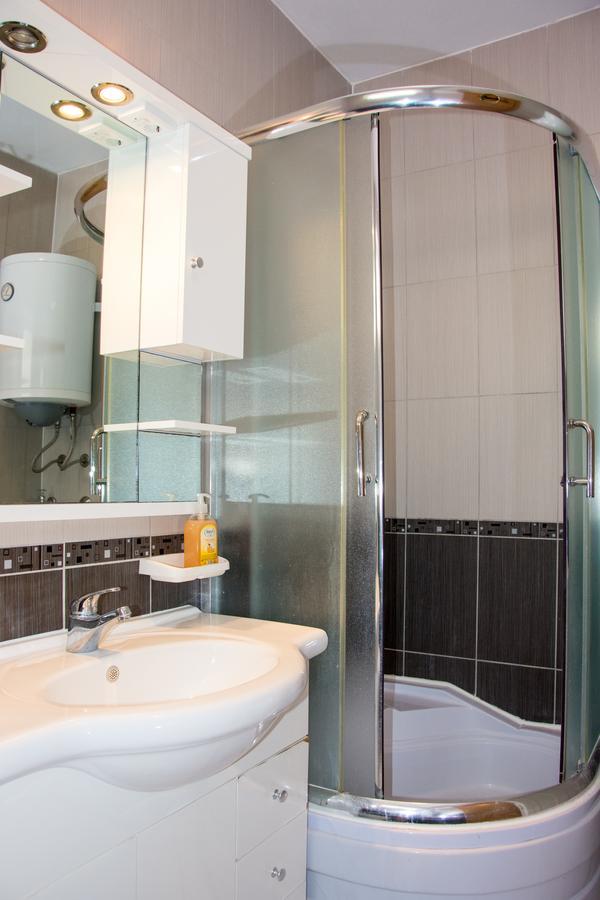 Apartments Sv. Jelena 2 パグ エクステリア 写真