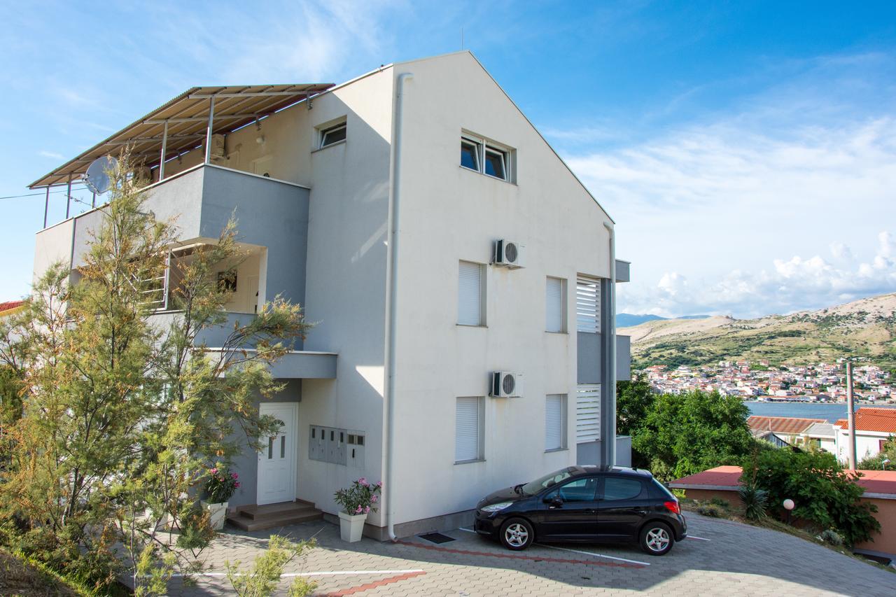 Apartments Sv. Jelena 2 パグ エクステリア 写真