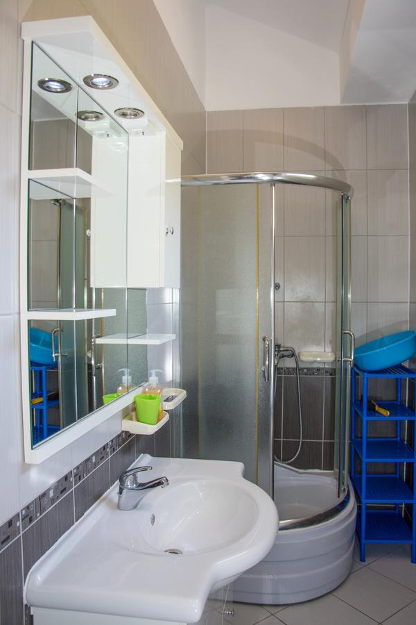 Apartments Sv. Jelena 2 パグ エクステリア 写真