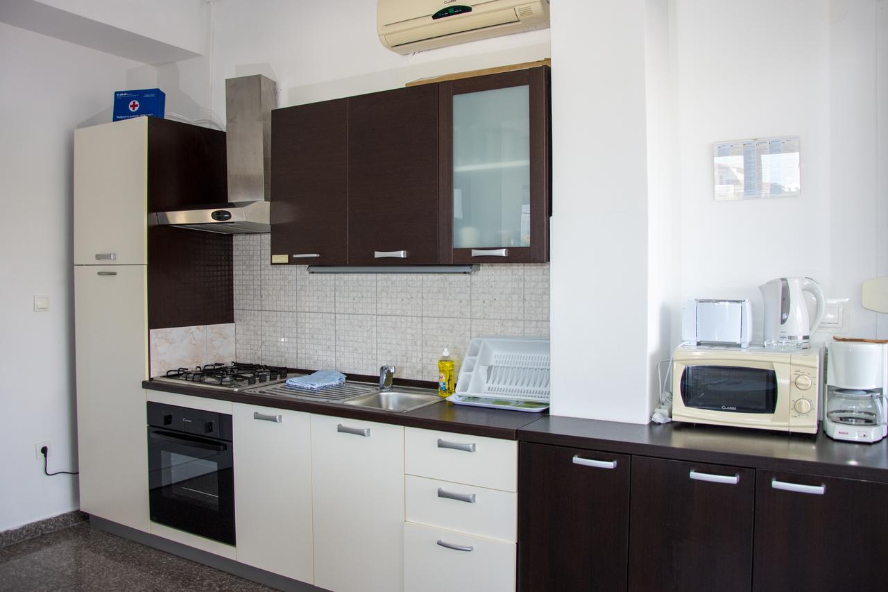 Apartments Sv. Jelena 2 パグ エクステリア 写真