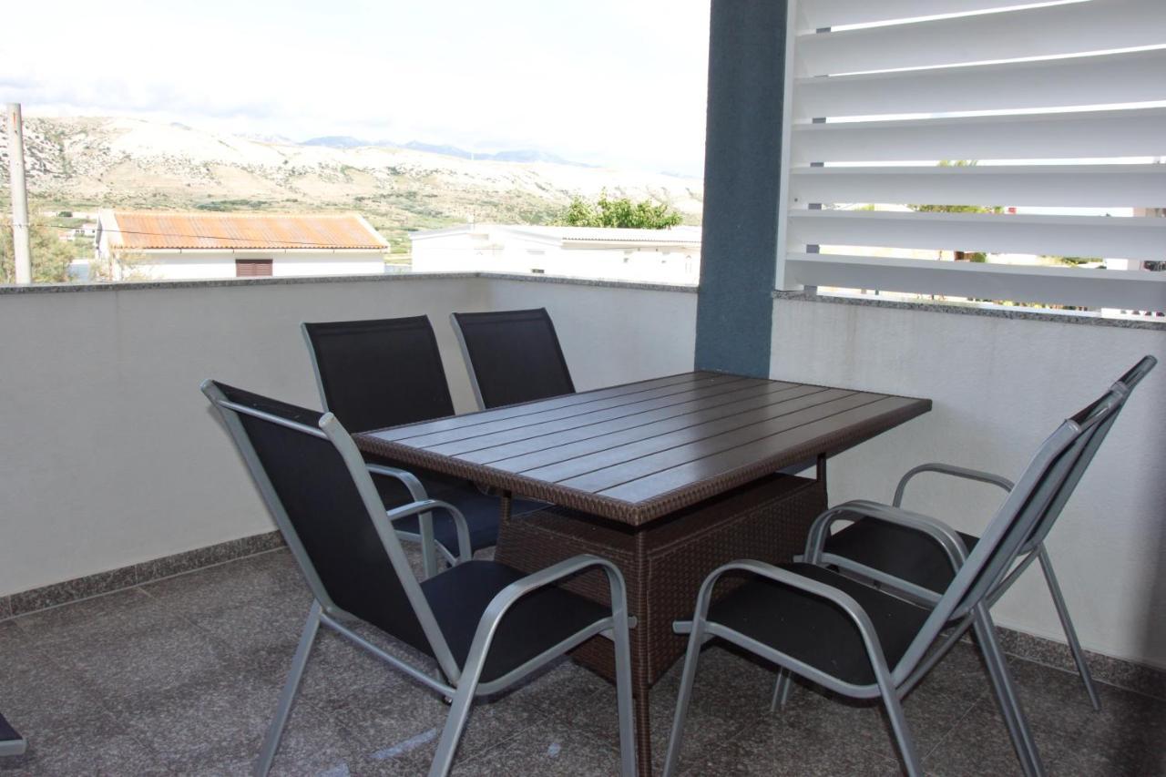 Apartments Sv. Jelena 2 パグ エクステリア 写真